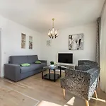 Διαμέρισμα In Near The Sea And Town Center *